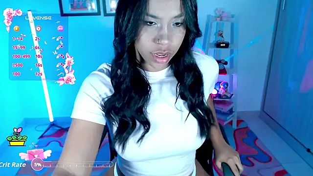 Snapshot of Aaliyahas chatting on 10-14-25, 01:28 Aaliyahas online show from 10-14-25, 01:28