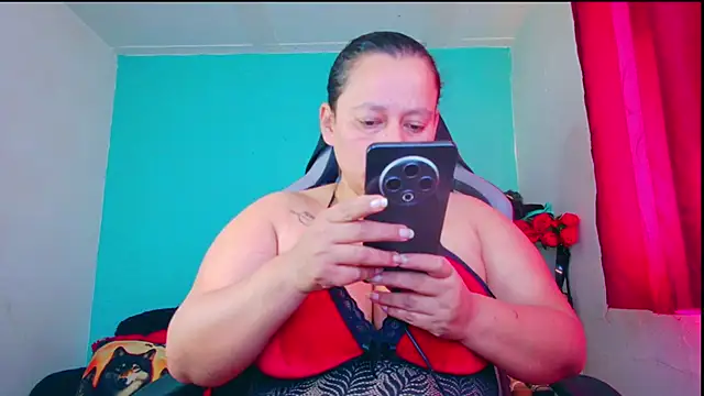 Diana Lozano online show from 12-01-25, 01:27