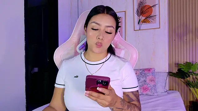 CameronCollins  online show from 02-09-26, 07:51