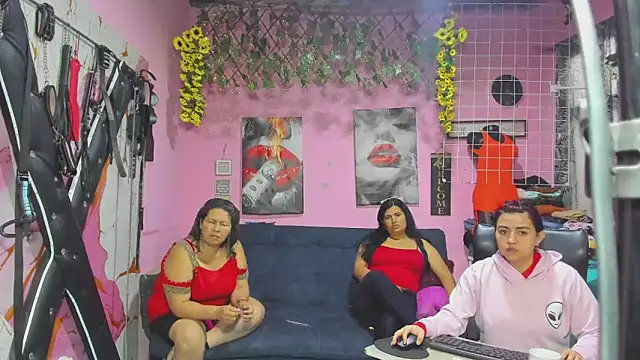 lesbiancuple online show from 05-15-26, 12:34