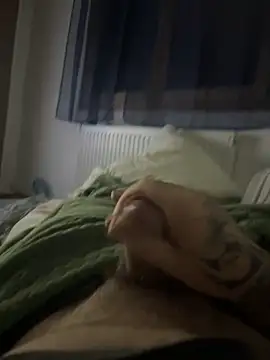 RenaudS-02 online show from 12-21-25, 12:51