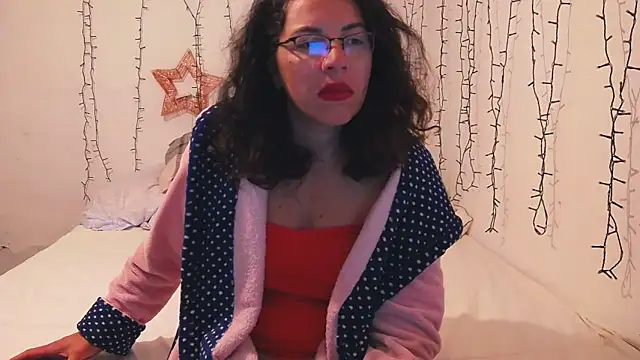 SquirtyMellissaLabia online show from 10-26-25, 04:18