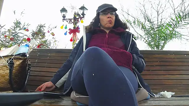 SquirtyMellissaLabia online show from 12-21-25, 11:50