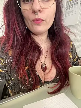 LunaMoongirl online show from 02-03-25, 12:36