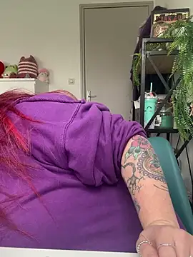 LunaMoongirl online show from 02-07-25, 02:04