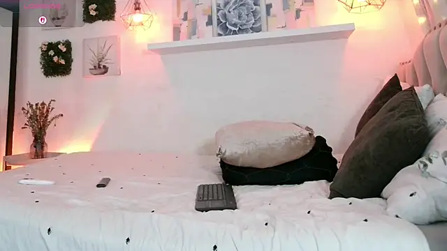 Dulce Morrys online show from 09-12-25, 02:28