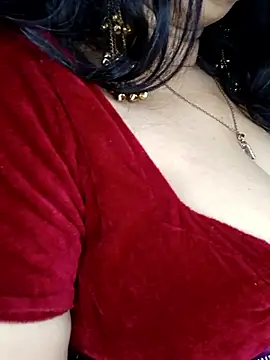 Snapshot of SIDDHAA--897 chatting on 05-19-26, 04:35 SIDDHAA--897 online show from 05-19-26, 04:35