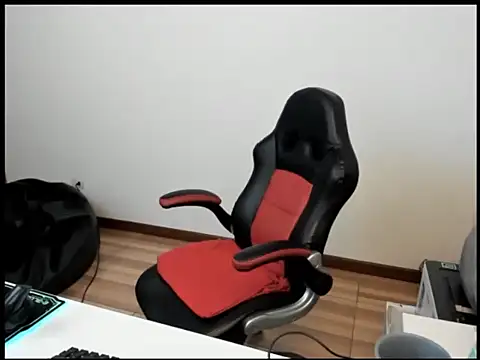 kayortiiz online show from 02-21-25, 01:00