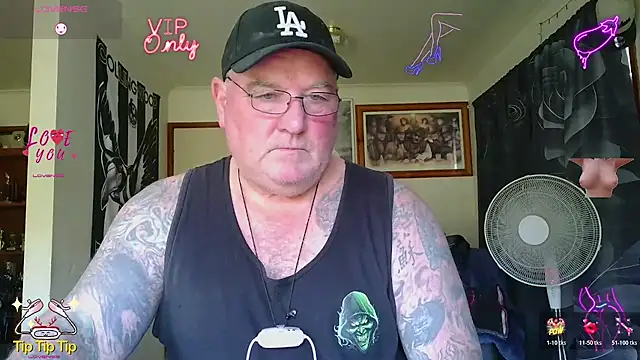 Snapshot of HOTANAL chatting on 06-26-26, 02:05 HOTANAL online show from 06-26-26, 02:05