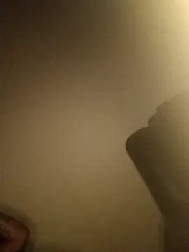 Snapshot of yellowwetfox chatting on 12-08-24, 07:26 yellowwetfox online show from 12-08-24, 07:26