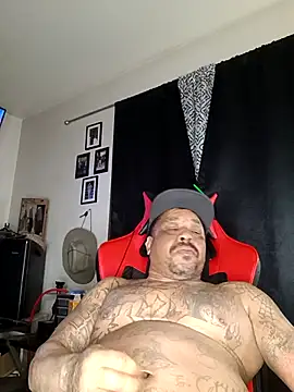 Snapshot of yellowwetfox chatting on 02-28-25, 03:48 yellowwetfox online show from 02-28-25, 03:48