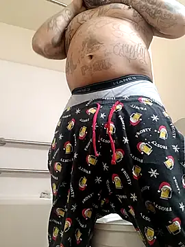 Snapshot of yellowwetfox chatting on 02-22-26, 08:13 yellowwetfox online show from 02-22-26, 08:13