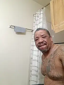 Snapshot of yellowwetfox chatting on 02-23-26, 03:48 yellowwetfox online show from 02-23-26, 03:48