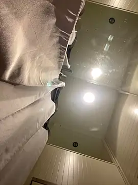 CrazzyChicks online show from 03-15-26, 06:30