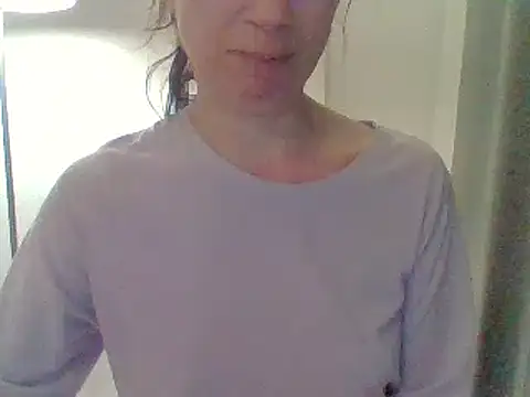 Moi Lina online show from 06-13-26, 11:57