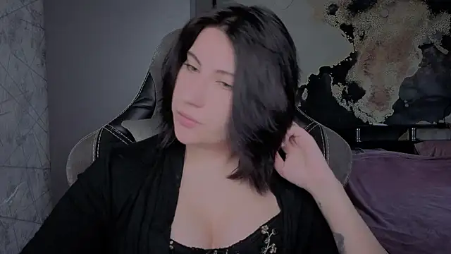 Snapshot of dj_eban_ chatting on 05-26-26, 01:45 dj eban online show from 05-26-26, 01:45