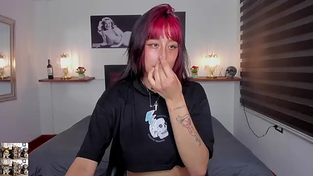 Mariana Joness online show from 02-04-25, 02:17