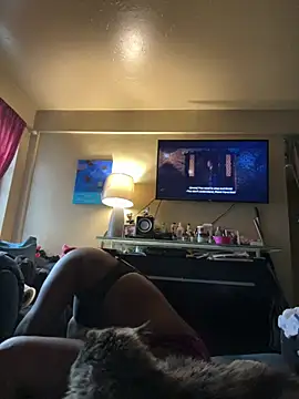 Snapshot of ChocolateBuns101 chatting on 12-16-24, 06:49 ChocolateBuns101 online show from 12-16-24, 06:49