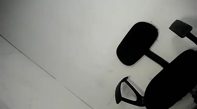 Ivana mooree online show from 01-05-25, 12:21