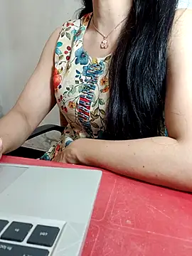 Snapshot of Chanchal--Navya chatting on 04-29-26, 05:30 Chanchal--Navya online show from 04-29-26, 05:30