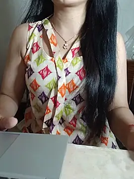 Snapshot of Chanchal--Navya chatting on 05-16-26, 06:28 Chanchal--Navya online show from 05-16-26, 06:28