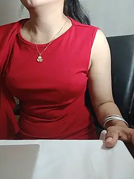 Snapshot of Chanchal--Navya chatting on 06-23-26, 06:28 Chanchal--Navya online show from 06-23-26, 06:28