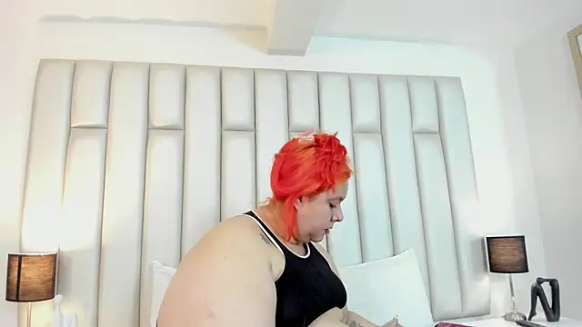 aandreaperez online show from 11-12-25, 11:43