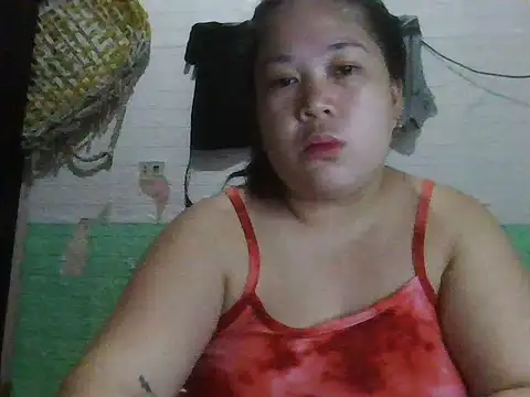 Snapshot of hotsexylyn chatting on 11-07-25, 04:34 hotsexylyn online show from 11-07-25, 04:34