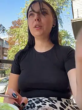 Snapshot of hanahaki chatting on 09-21-25, 08:49 hanahaki online show from 09-21-25, 08:49