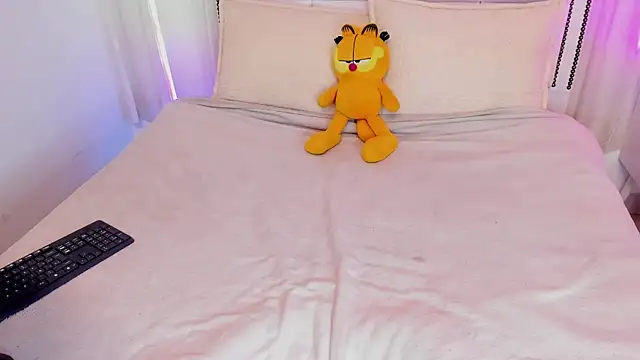 Kirara 22 online show from 11-14-25, 07:45