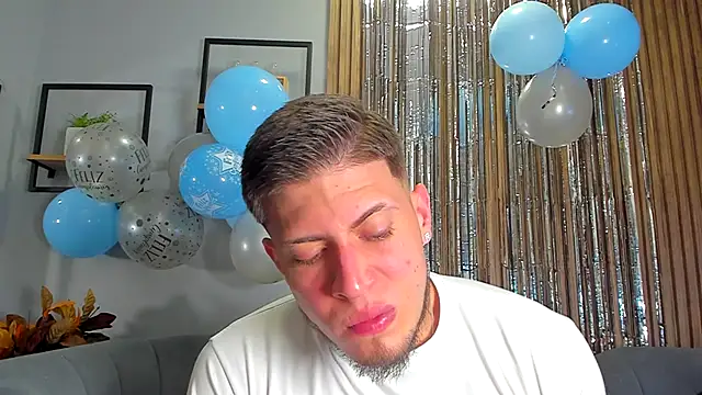 SebastianMaximoff online show from 12-17-25, 12:22