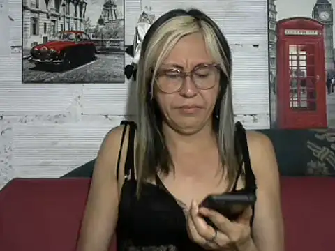 divahot08 online show from 12-05-24, 03:28