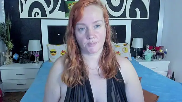 Snapshot of SinFulTitsDD chatting on 03-15-25, 06:21 SinFulTitsDD online show from 03-15-25, 06:21