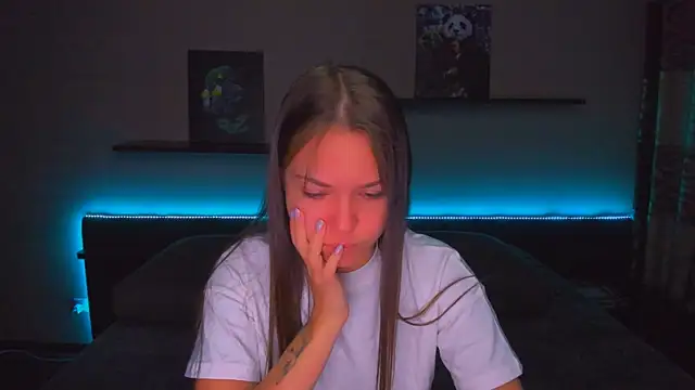 AlexaBarkley online show from 12-18-25, 12:17