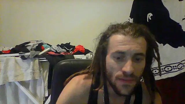 Snapshot of ngulasoret chatting on 06-11-26, 01:31 ngulasoret online show from 06-11-26, 01:31