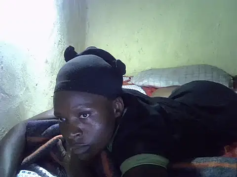 cute-shamza online show from 11-12-25, 06:08