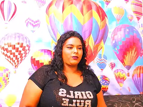 Snapshot of Indianfairy99 chatting on 12-10-24, 04:56 Indianfairy99 online show from 12-10-24, 04:56