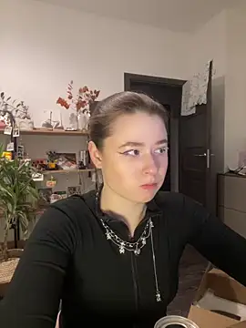 sweetest pie online show from 02-09-25, 06:05