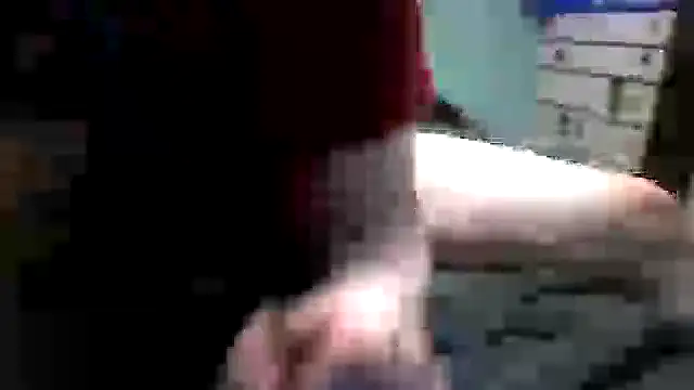 Snapshot of peaches_playz chatting on 11-14-25, 01:43 peaches playz online show from 11-14-25, 01:43