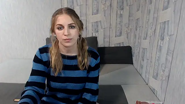 Pilly green  online show from 03-16-25, 10:44