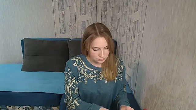 Pilly green  online show from 03-10-26, 05:45