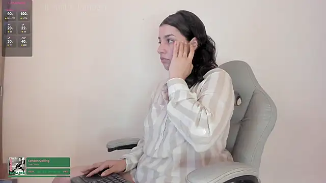 carmesix online show from 12-15-25, 07:18