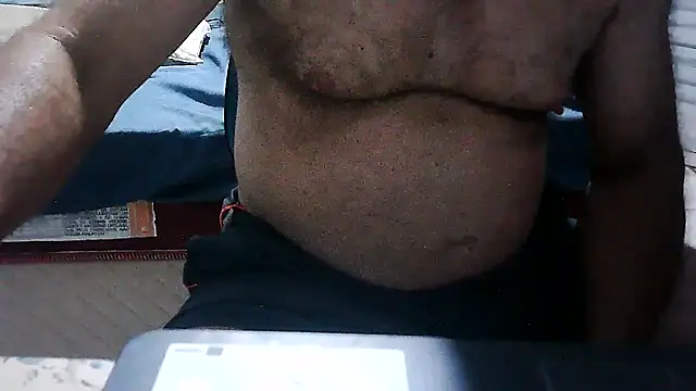 Snapshot of eduar570 chatting on 02-21-26, 01:50 eduar570 online show from 02-21-26, 01:50