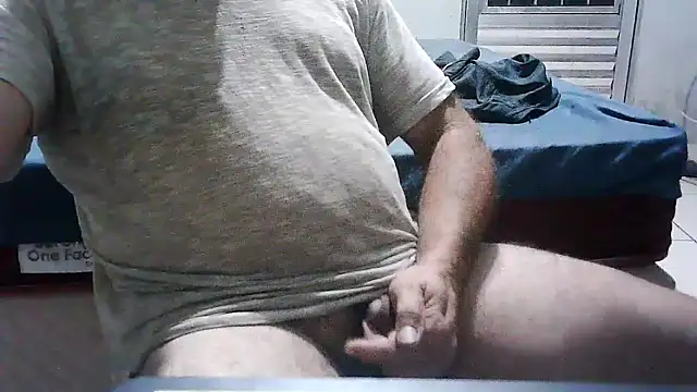 Snapshot of eduar570 chatting on 03-02-26, 02:36 eduar570 online show from 03-02-26, 02:36