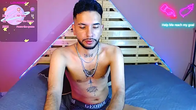 Snapshot of sexxgods chatting on 01-26-25, 12:05 sexxgods online show from 01-26-25, 12:05