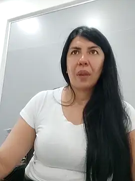 aisha latina online show from 02-27-25, 03:59