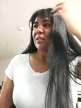 Snapshot of aisha_latina chatting on 07-14-26, 12:55 aisha latina online show from 07-14-26, 12:55