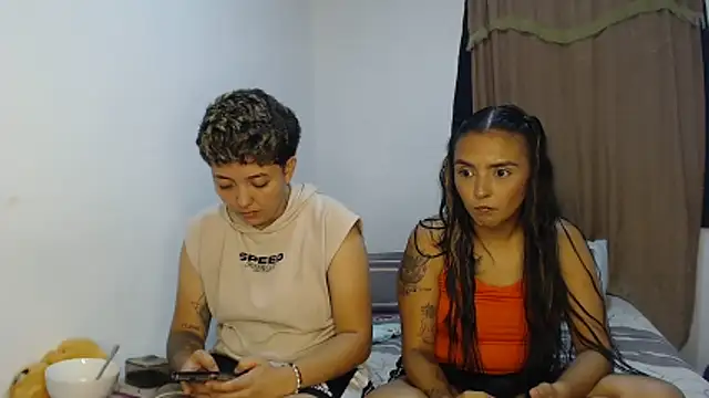 Snapshot of kathy_luisa chatting on 05-12-26, 04:15 kathy luisa online show from 05-12-26, 04:15