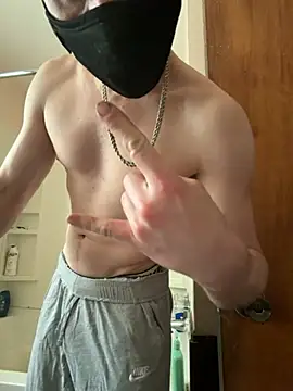 Snapshot of Cloudd_Kingg_Iceyyy chatting on 05-06-26, 04:23 Cloudd Kingg Iceyyy online show from 05-06-26, 04:23