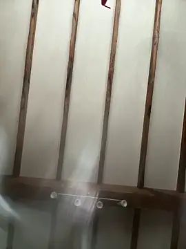 Taxidriver1988 online show from 12-17-25, 01:39